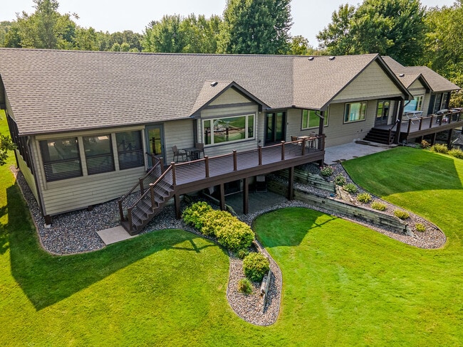 Primary Photo - 3050 Clover Way