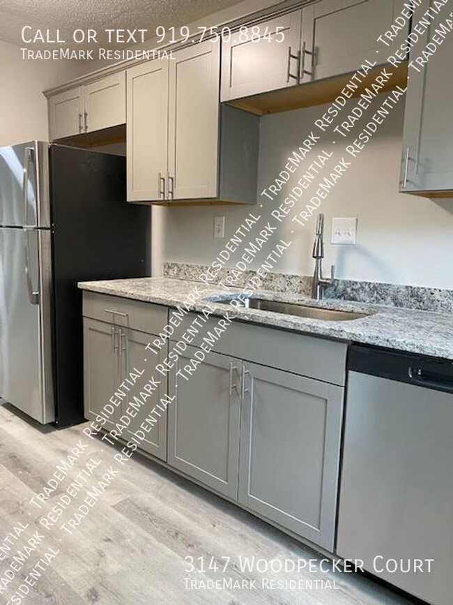 Building Photo - Newly renovated 2 bedroom with 2 full bath...