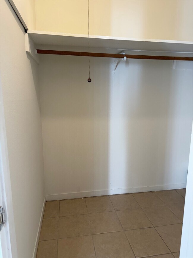 Building Photo - 2605 Marilee Ln