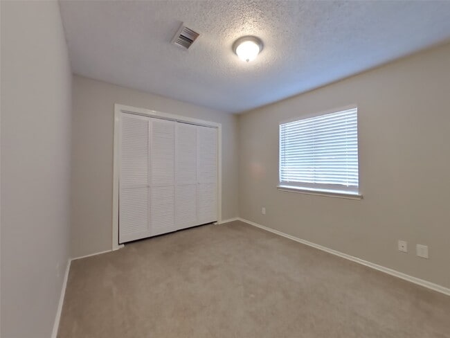 Building Photo - 3107 Lucida Ln