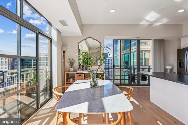 Building Photo - 475 K St NW