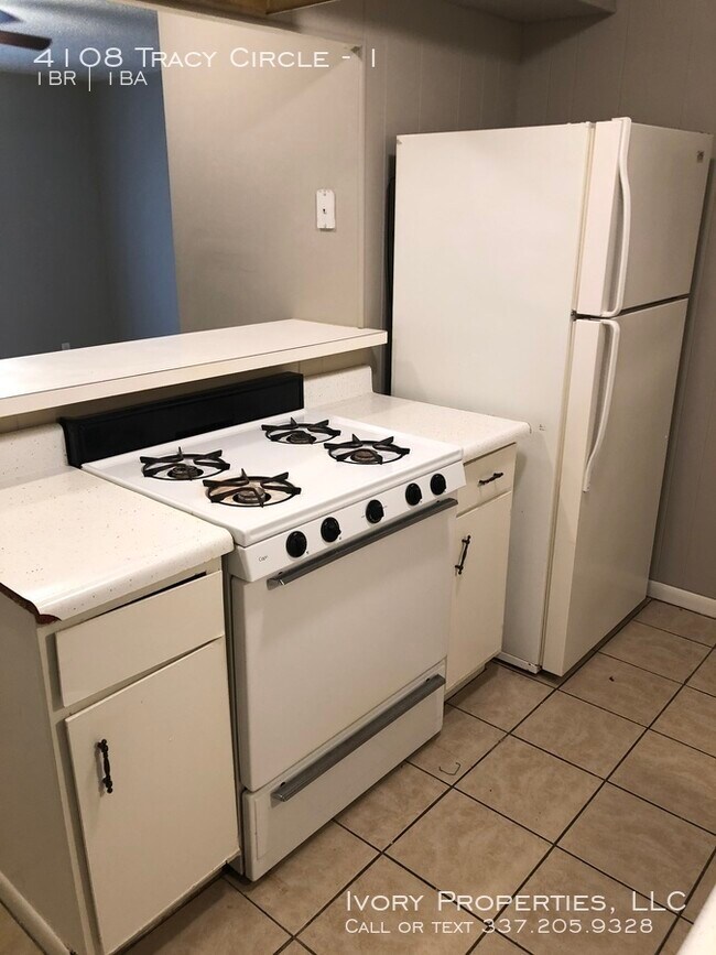 Building Photo - 4108 Tracy Circle Apt. 1