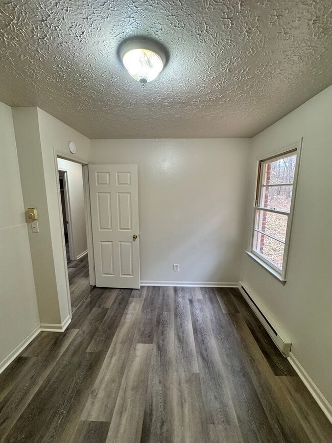 Building Photo - 3/1 In Shelby, NC