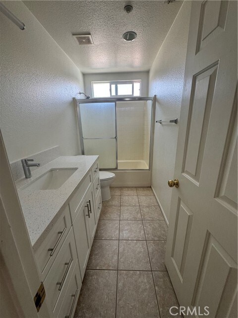 Building Photo - 6945 Regal Park Dr