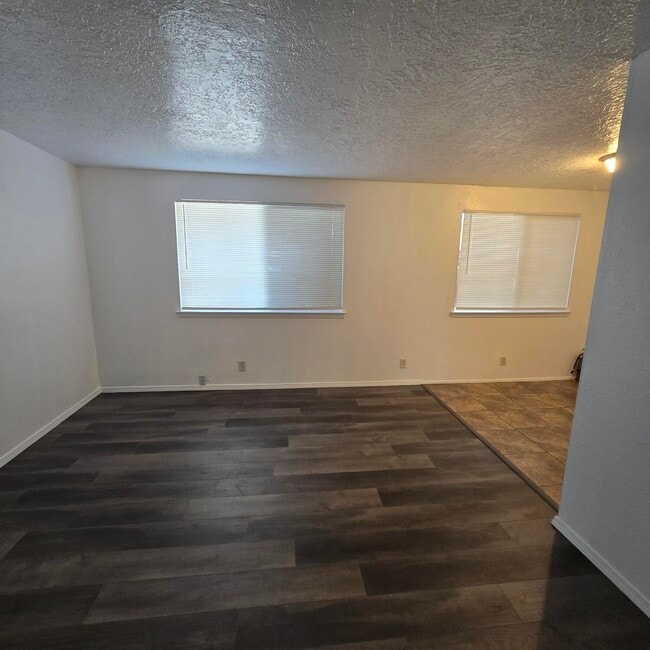 Building Photo - 10616 Towner Ave NE