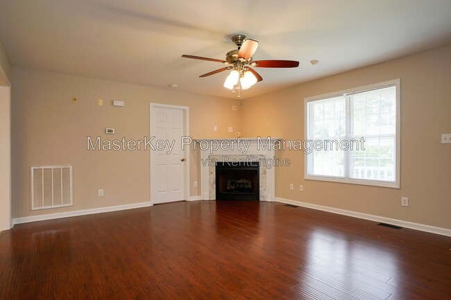 Building Photo - 1008 Knighthood Ln