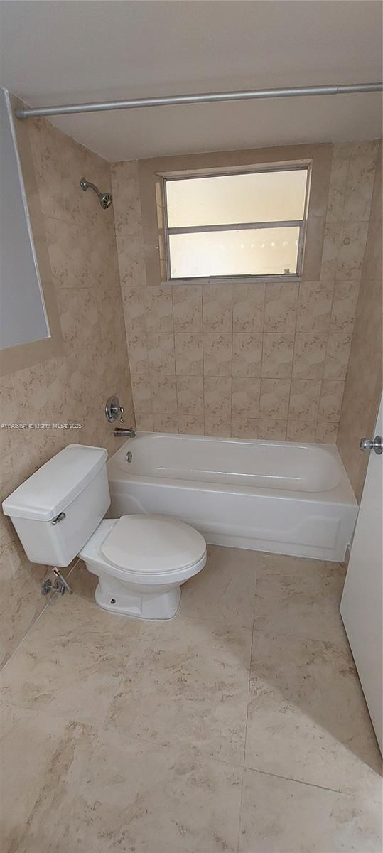 Building Photo - 7410 SW 82nd St