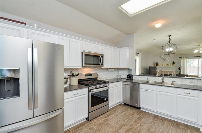 Building Photo - 24314 Leachwood Dr