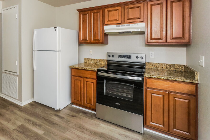 Building Photo - 3415 Calico Cor
