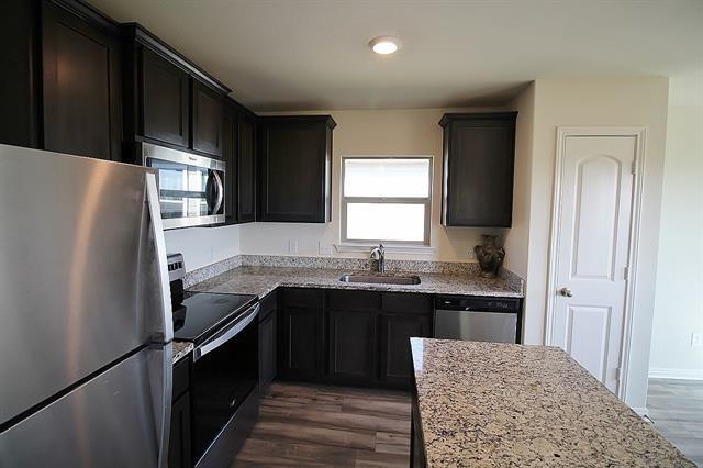 Building Photo - 233 Liberty Ln