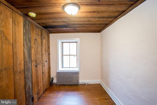 Building Photo - 120 Tabor Rd