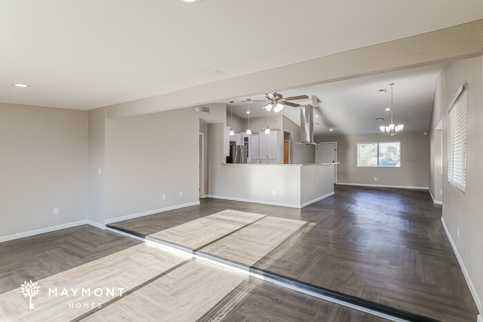 Building Photo - 6080 S Springbrook Dr