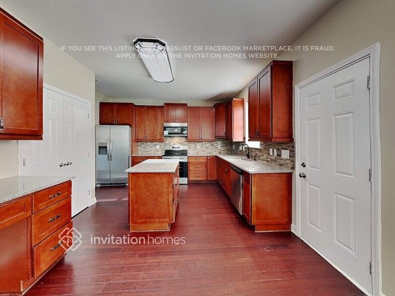Building Photo - 577 Rolling Meadows Dr