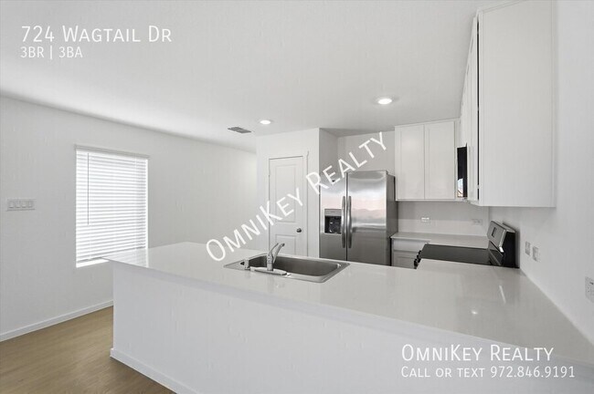 Building Photo - 724 Wagtail Dr