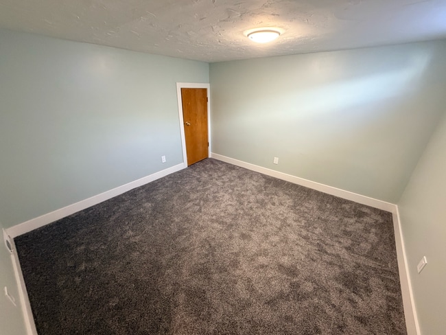 Building Photo - 56 Cottage Ave