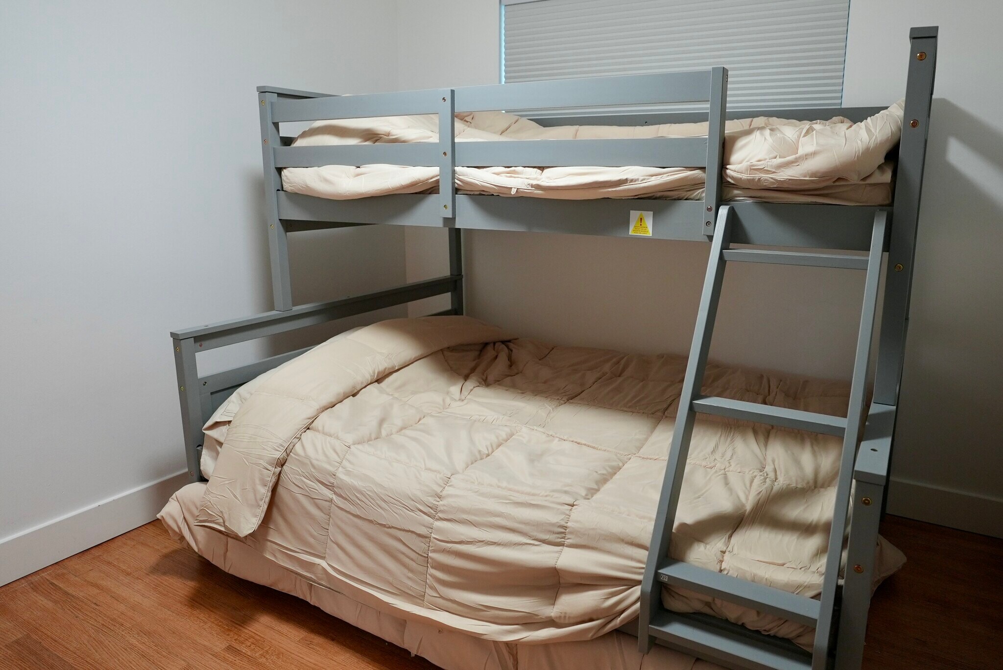 Building Photo - 4284 S Normandie Ln