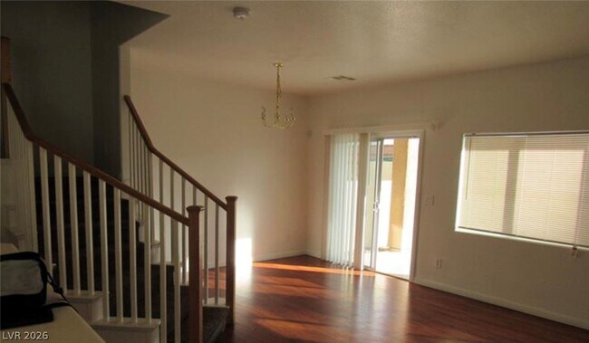 Building Photo - 5523 Baccarat Ave