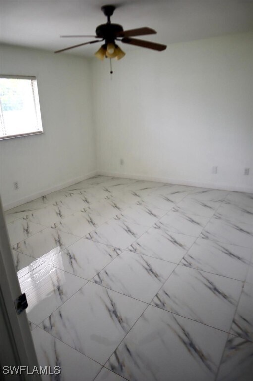 Building Photo - 1805 SE Van Loon Terrace