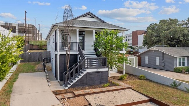 Building Photo - 2417 Euclid Ave
