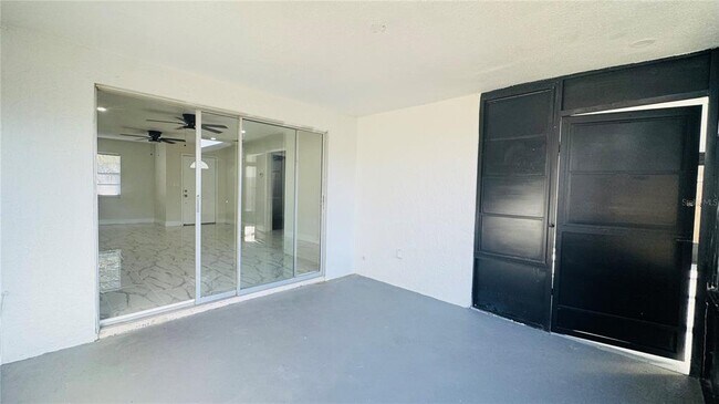 Building Photo - 3145 Munson St