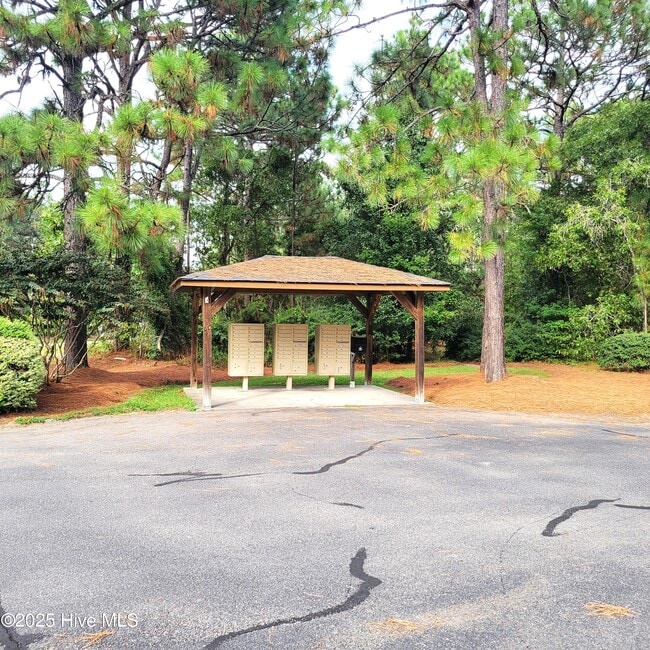 Building Photo - 25 Garden Villa Dr