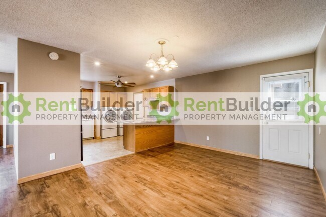 Building Photo - 14104 Turner Pl NE