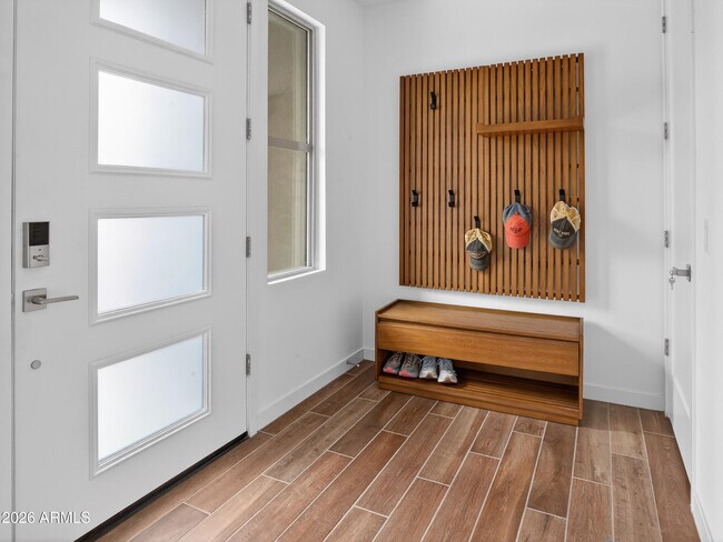 Building Photo - 11673 N 136th St