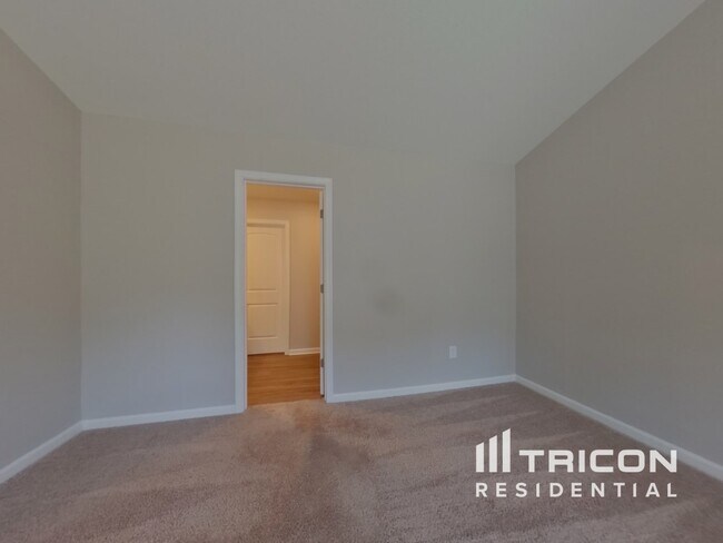 Building Photo - 312 Sundew Rd