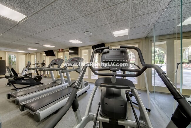 Building Photo - Meridian - Luxury 2 Bed | 2 Bath Condo