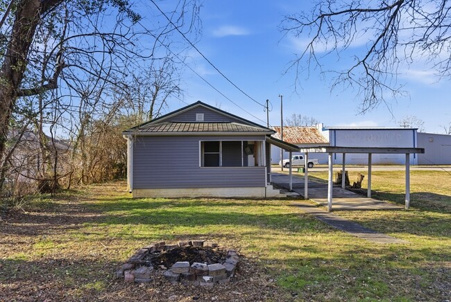 Building Photo - 1514 Monroe Ave