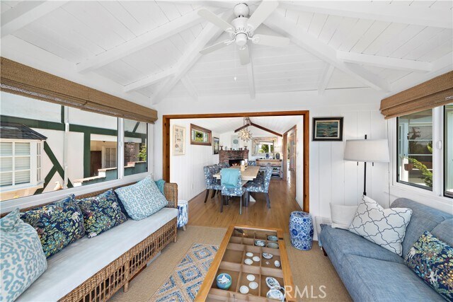 Building Photo - 1016 Catalina St