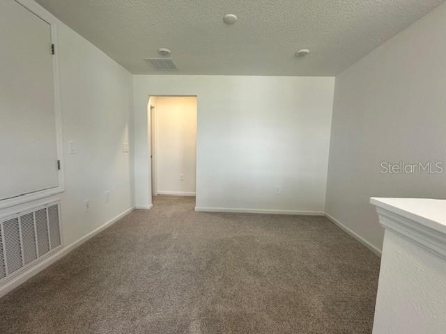 Building Photo - 4034 NE 30th Ter
