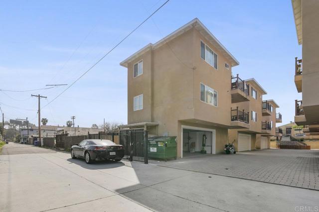 Building Photo - 3266 Imperial Ave