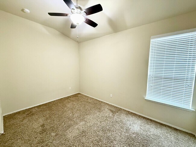 Building Photo - 6628 La Sol Ln