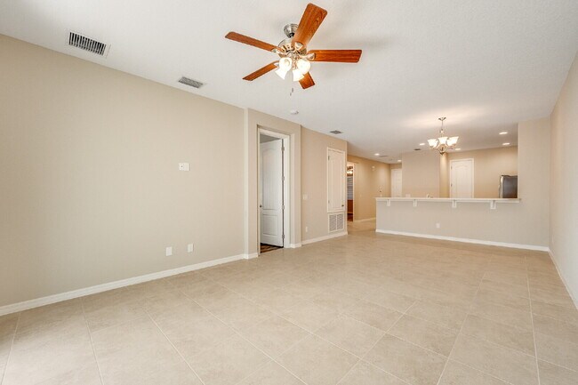 Building Photo - Beautiful 3/2 in desirable Stoneridge!