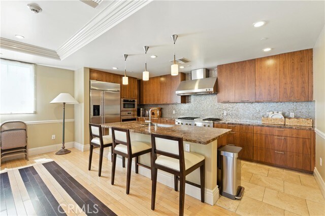 Building Photo - 403 Caruso Ave