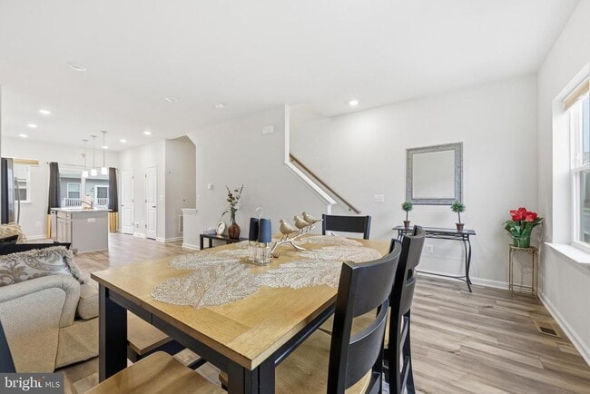 Building Photo - 336 Mineral Springs Rd