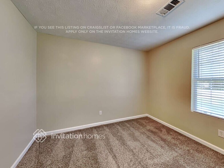 Building Photo - 785 Peeksville Rd