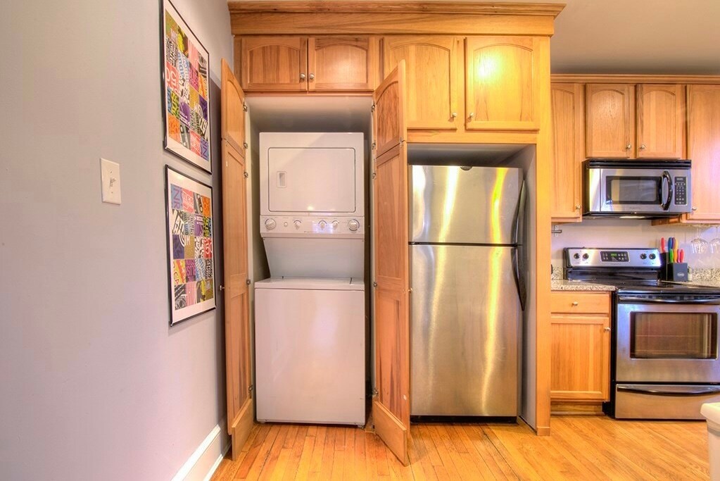 Building Photo - 3122 Kensington Ave