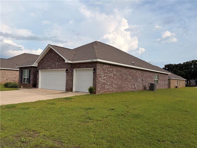 Building Photo - 10551 Sand Dune Ave