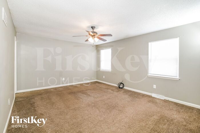 Building Photo - 1301 SW 20 St