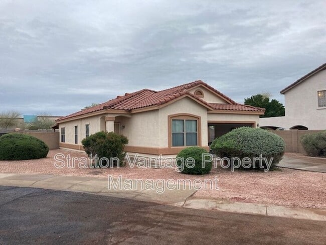 Primary Photo - 1017 S Clancy Cir
