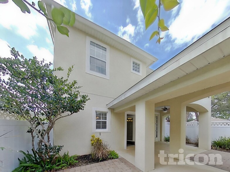 Building Photo - 33314 Portal Dr