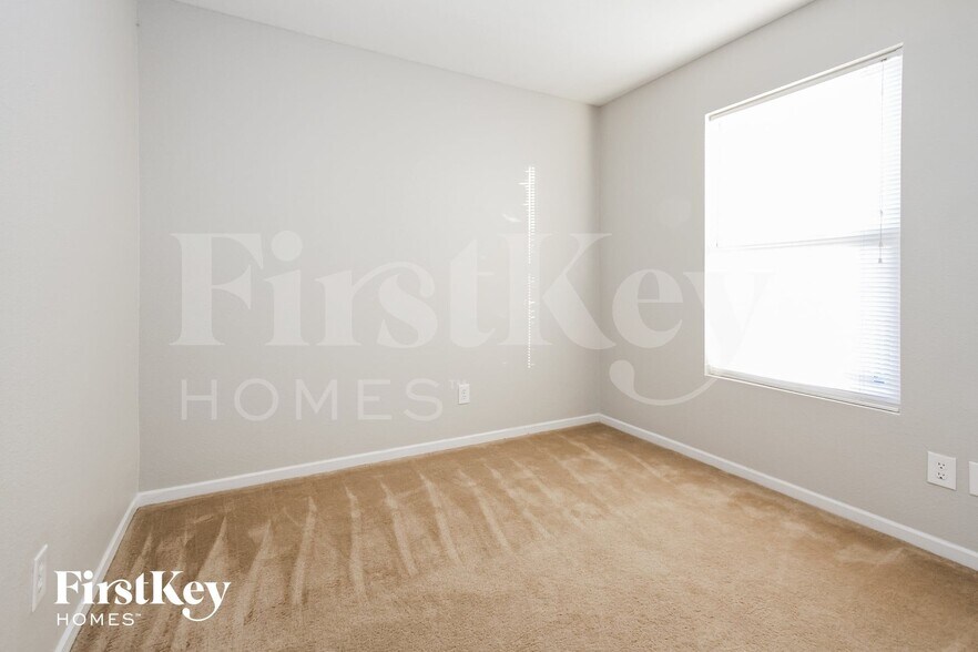 Building Photo - 8435 Sansa St