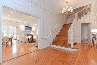 Building Photo - Winter Rental In Manchester-by-the-Sea