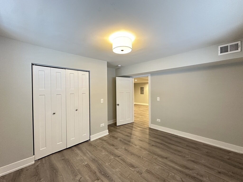 Building Photo - 1139 Maple Ave