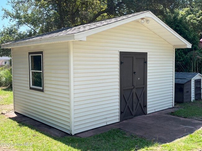 Building Photo - 112 Elsie Dr