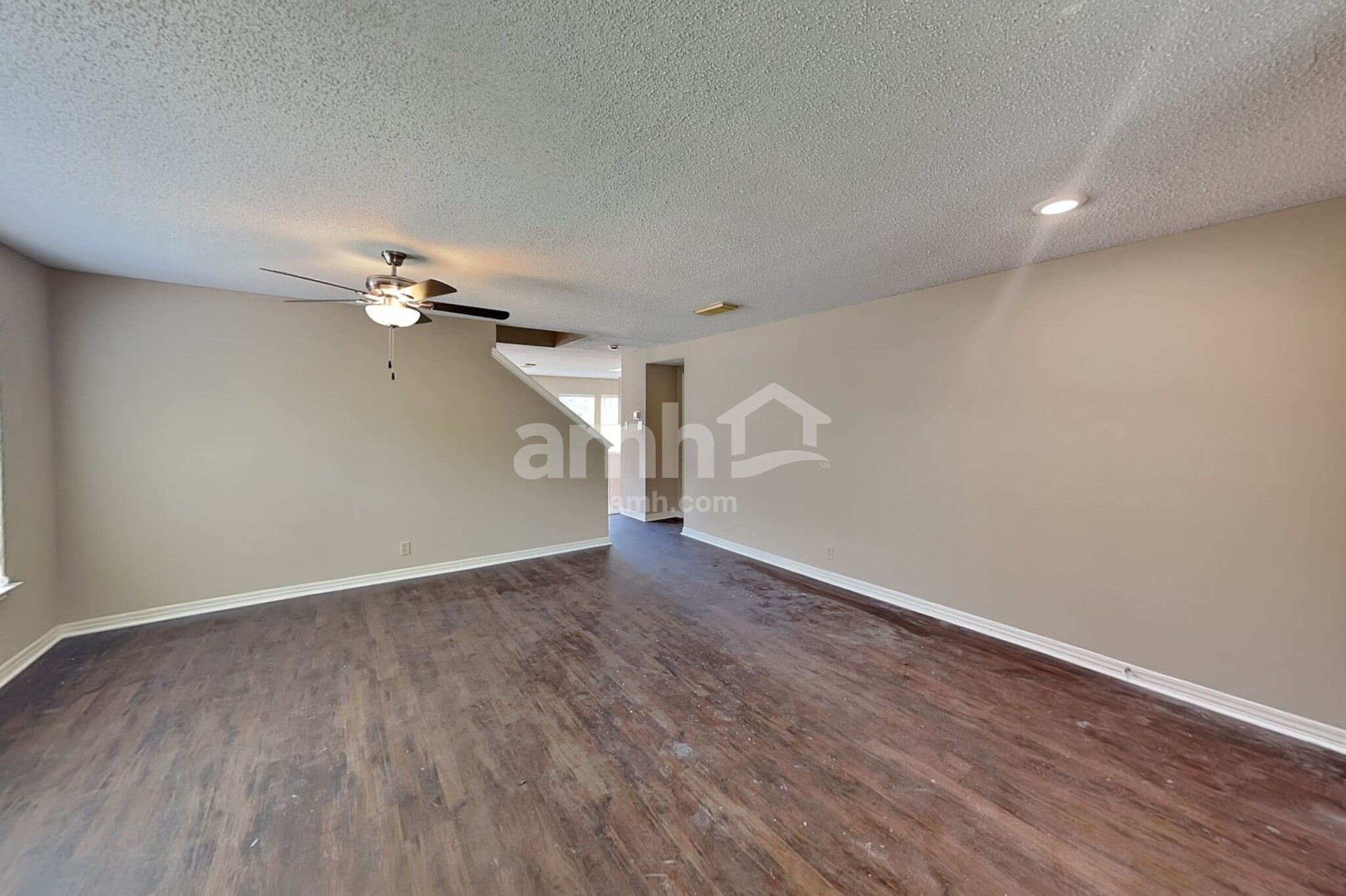 Building Photo - 7106 Raintree Forest
