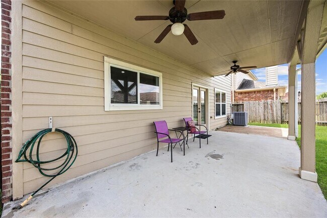 Building Photo - 8230 Nagy Hill St