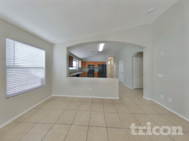 Building Photo - 2111 S 160th Ln